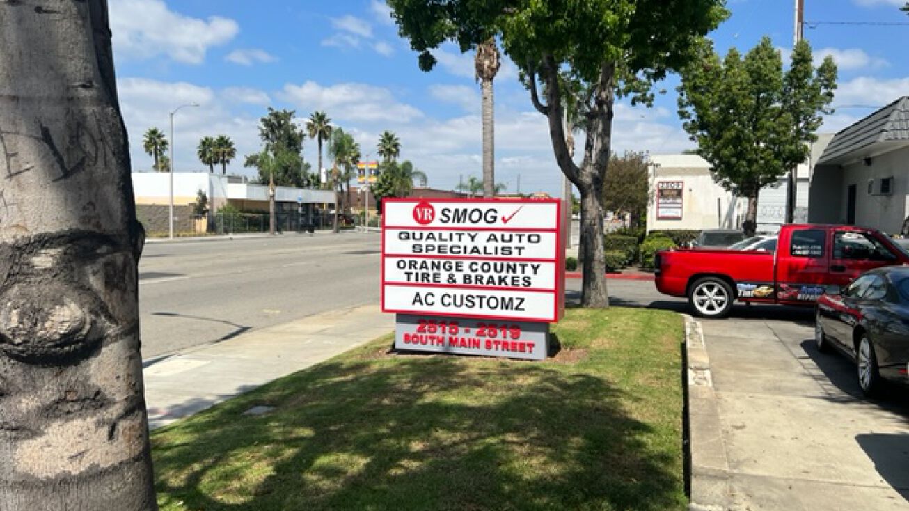 2515 S Main St, Santa Ana, CA 92707