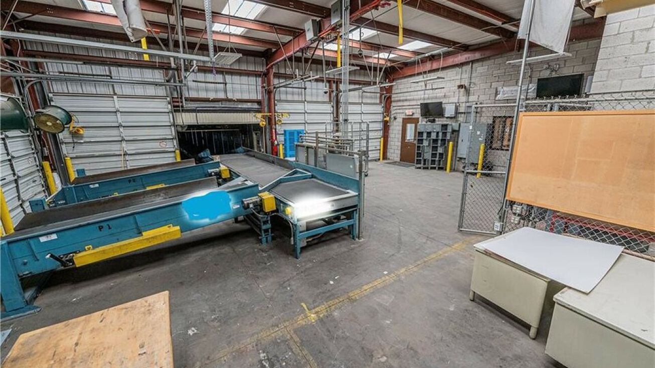 2549 Oatman Rd, Golden Valley, AZ 86413