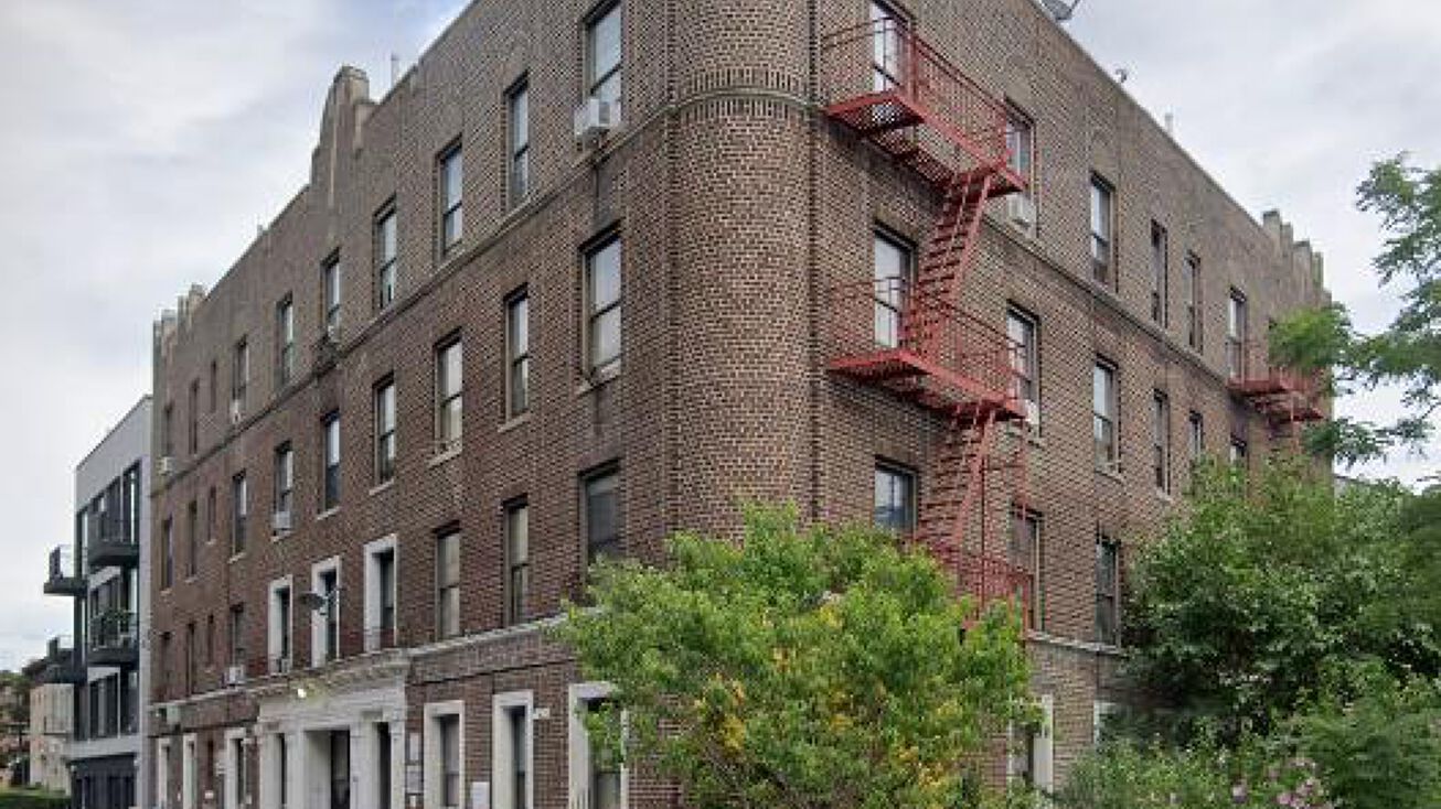 485 E 21st St, Brooklyn, NY 11226 Retail Property for Sale 485 East