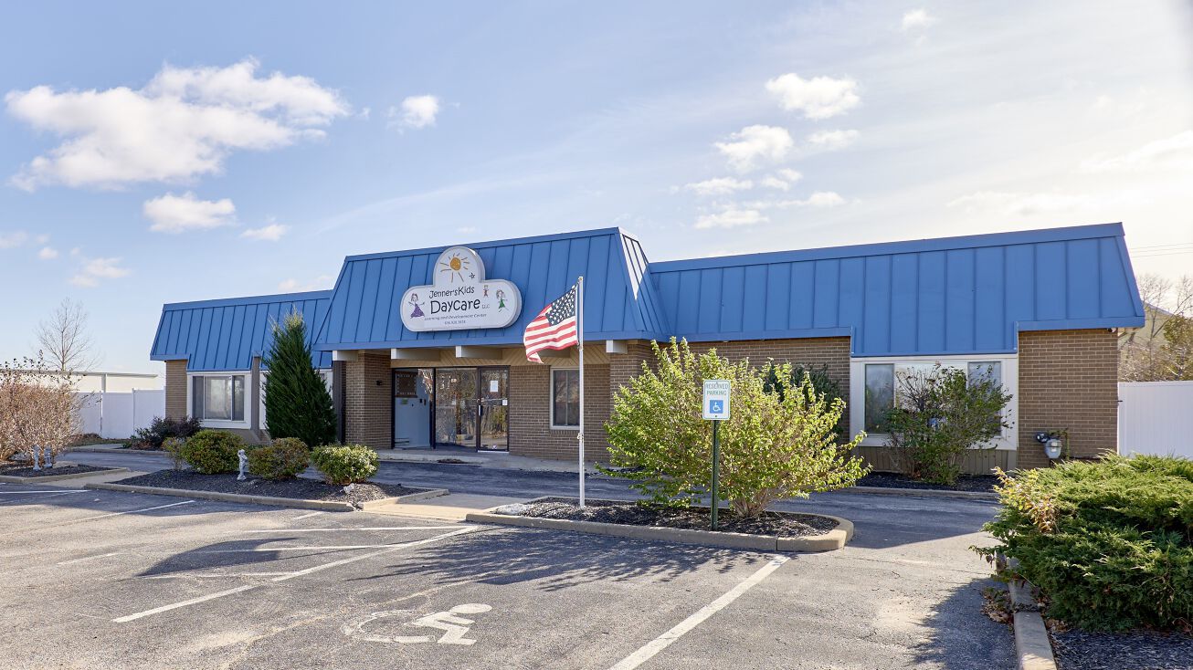 1530 Country Club Plaza Dr, St Charles, MO 63303