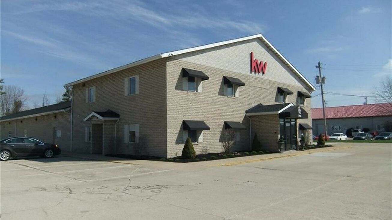 2425 Medina Rd, Medina, OH 44256