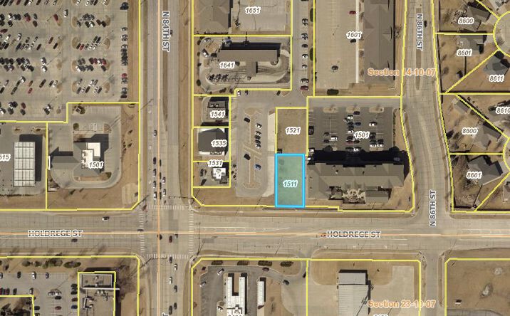Pictures of Land property located at 1511 N 86th St, Lincoln, NE 68505 for sales - image #1