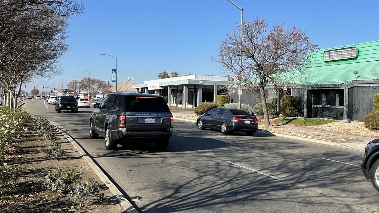 125-shaw-ave-clovis-ca-93612-crexi