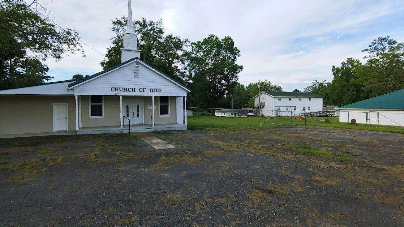 593 Coosa County Rd 150, Sylacauga, AL 35151