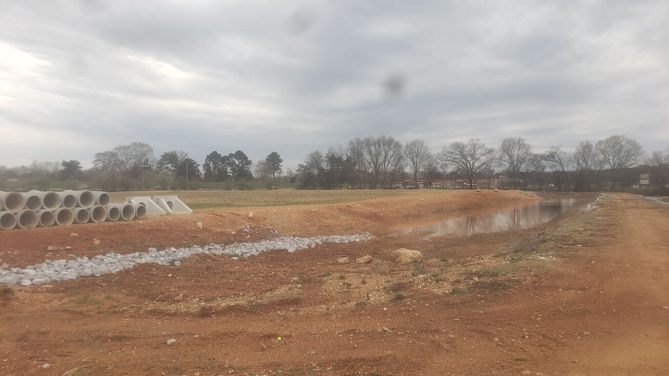 4247 Shallowford Rd, Chattanooga, TN 37411