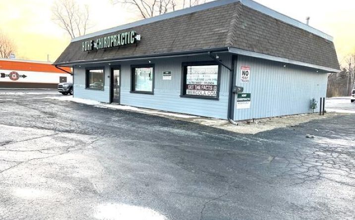 Pictures of Mixed Use property located at 1705 Gratiot Blvd, Marysville, MI 48040 for sales - image #1