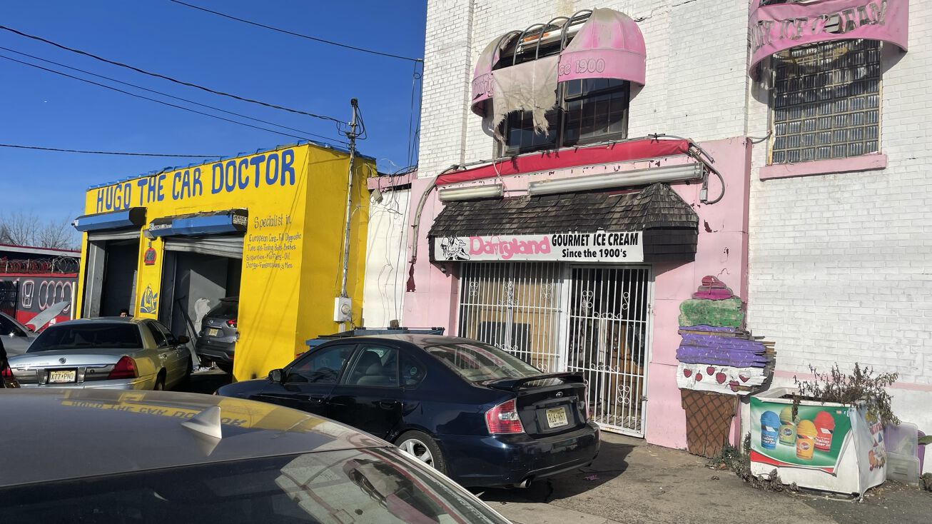 479 Chancellor Ave, Irvington, NJ 07111