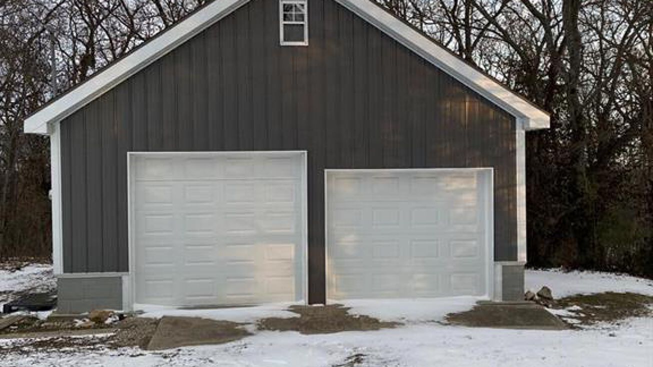 610 Oregon Drive, Oswego, KS 67356