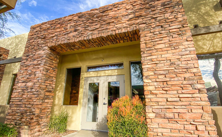image of property at 20622 N CAVE CREEK RD Phoenix AZ 85024-4452