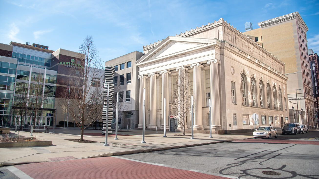 245 N Superior St, Toledo, OH 43604