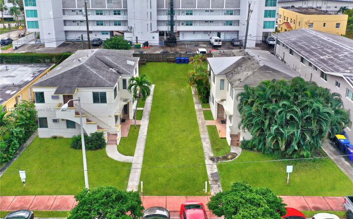 Pictures of Multifamily property located at 1910 and 1920 Biarritz Dr, Miami Beach, FL 33141 for sales - image #1