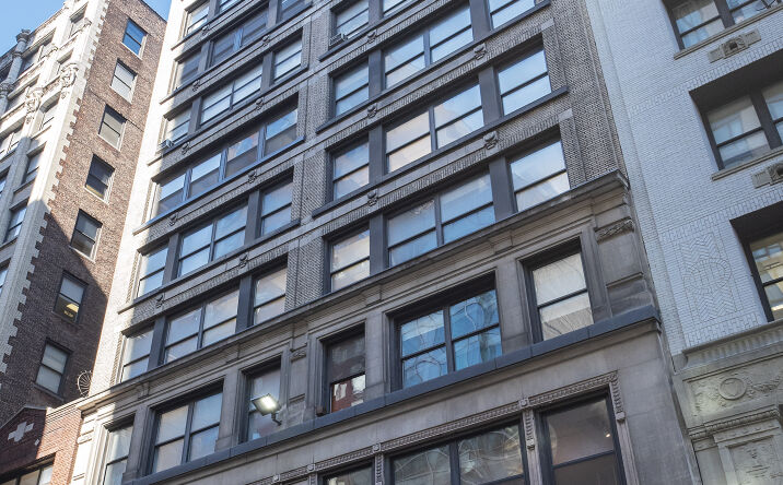 Pictures of Office property located at 35 W 36th St., New York, NY 10018 for sales - image #1