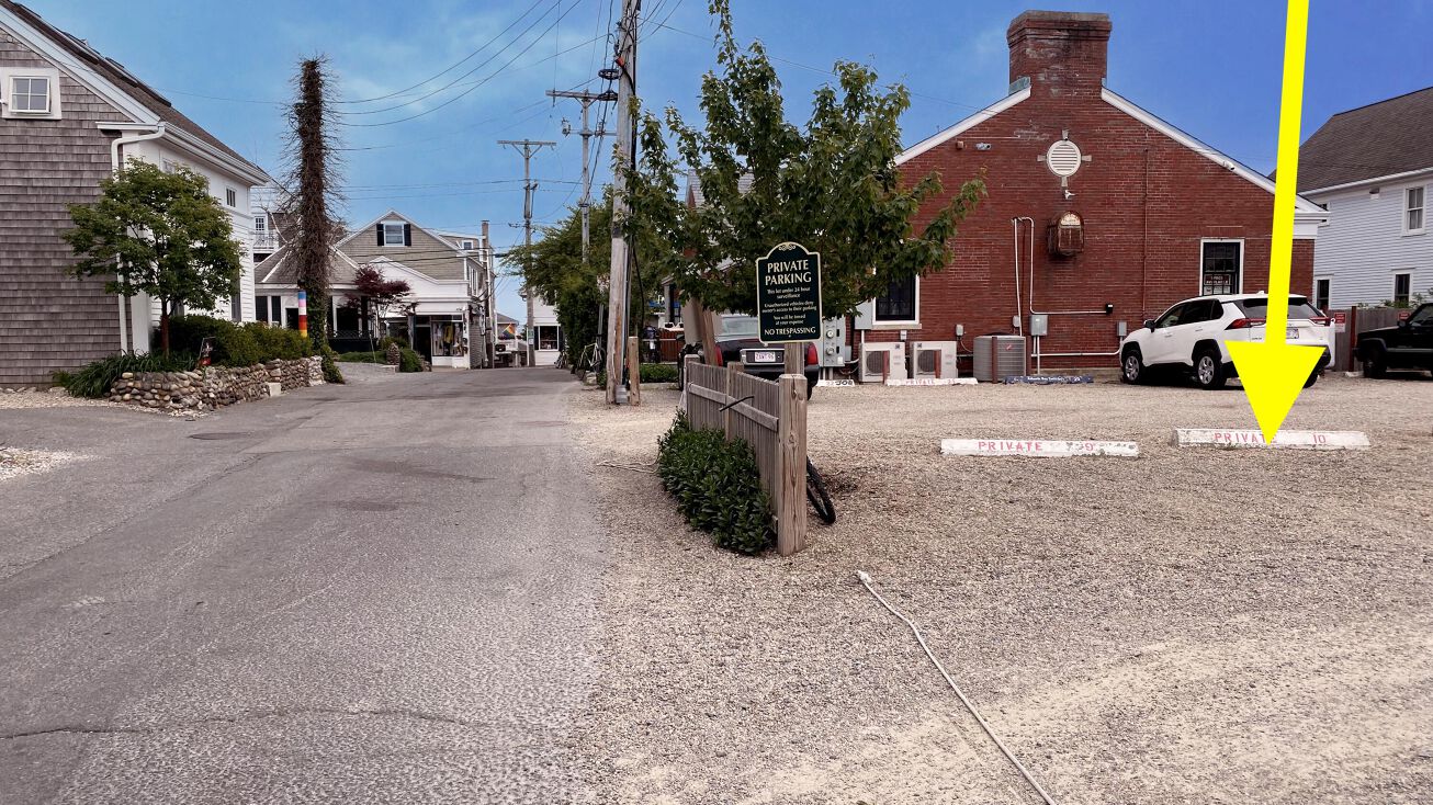 170 Commercial Street, Provincetown, MA 02657