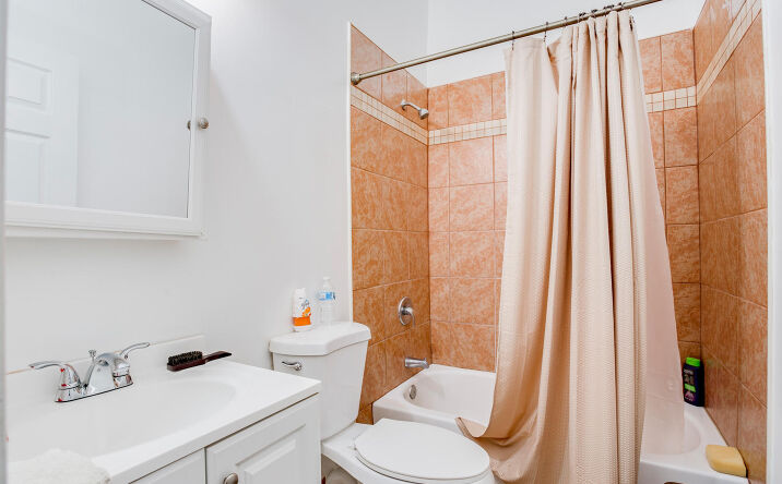 image of property at 7 S BROADWAY Baltimore MD 21231-1714