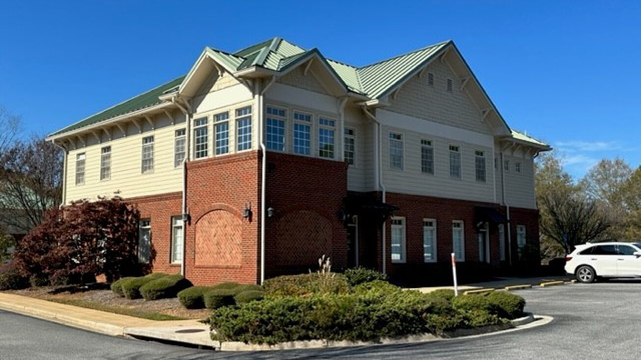 37 Calumet Pkwy, Newnan, GA 30263