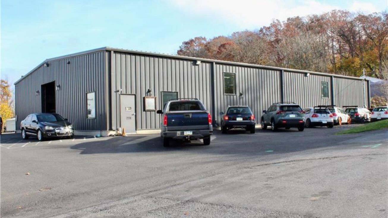 101 Charles St, Coopersburg, PA 18036