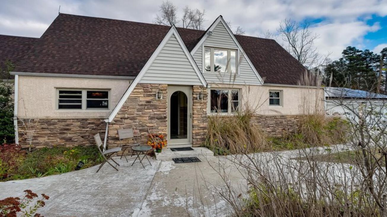 1662 US206, Southampton Township, NJ 08088