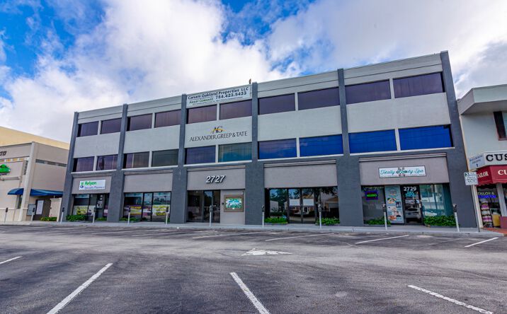 Pictures of Office property located at 2727 E Oakland Park Blvd, Fort Lauderdale, FL 33306 for sales - image #1