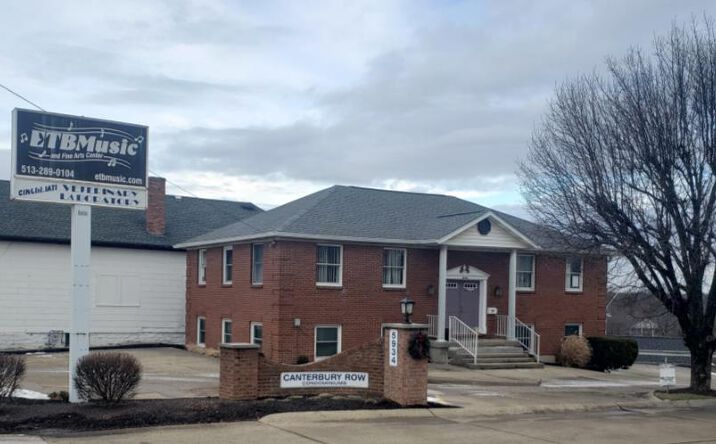 Pictures of Multifamily property located at 5958 Harrison Ave, Cincinnati, OH 45248 for comps - image #1