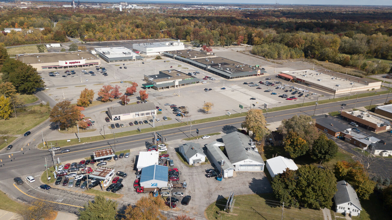 42857 N Ridge Rd, Elyria, OH 44035