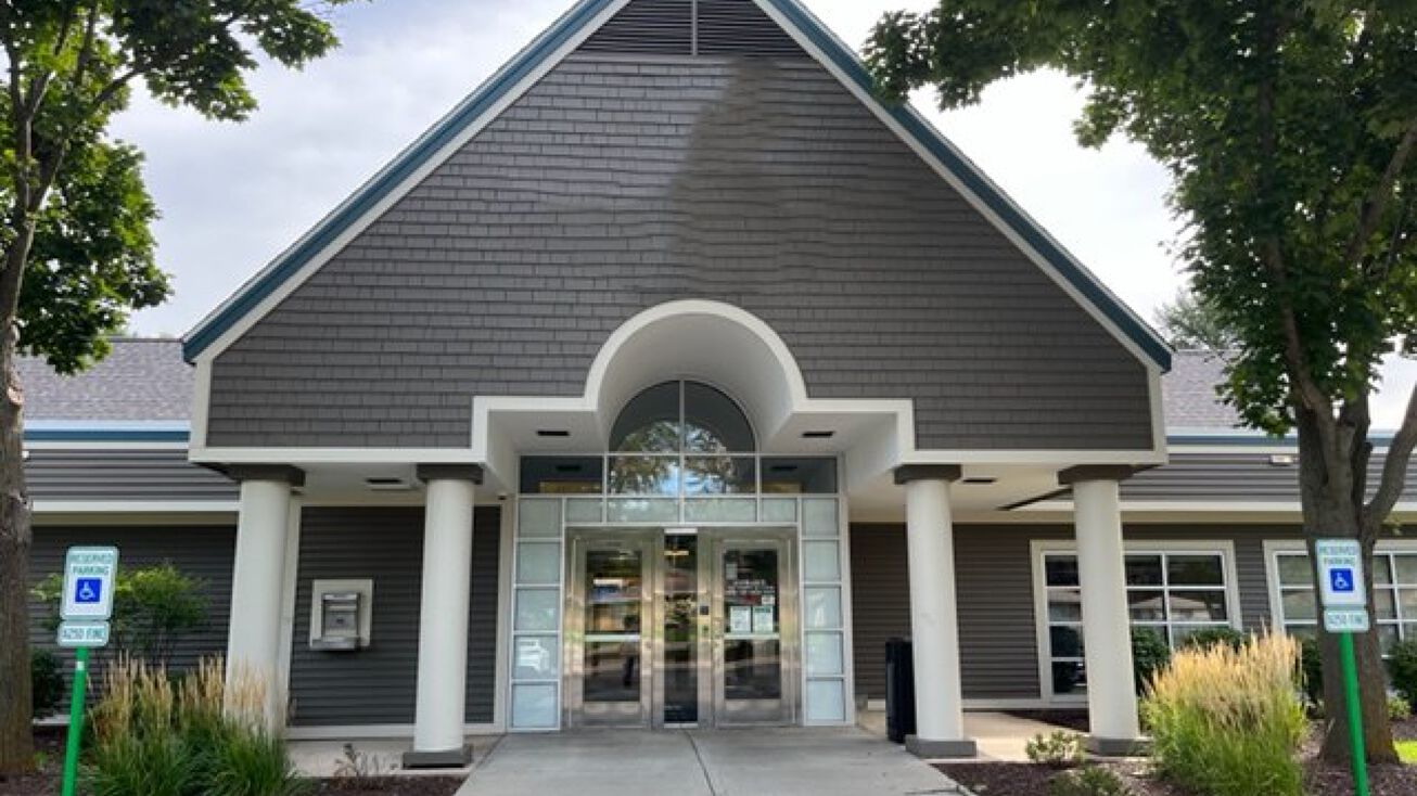 3333 N Rockton Ave, Rockford, IL 61103