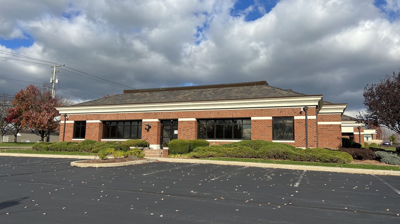 2620 Westview Dr, Wyomissing, PA 19610