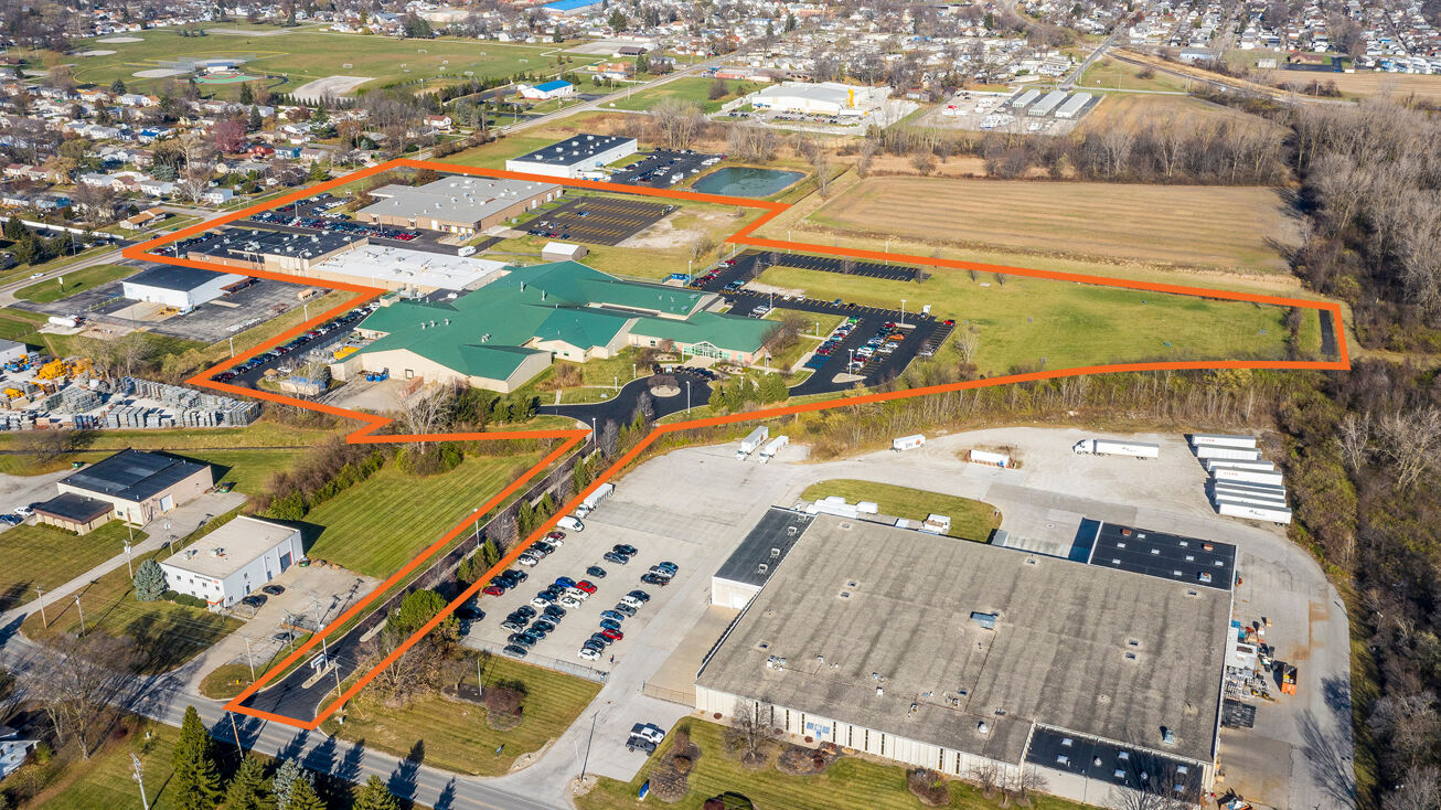 6750 Wales Rd, Northwood, OH 43619