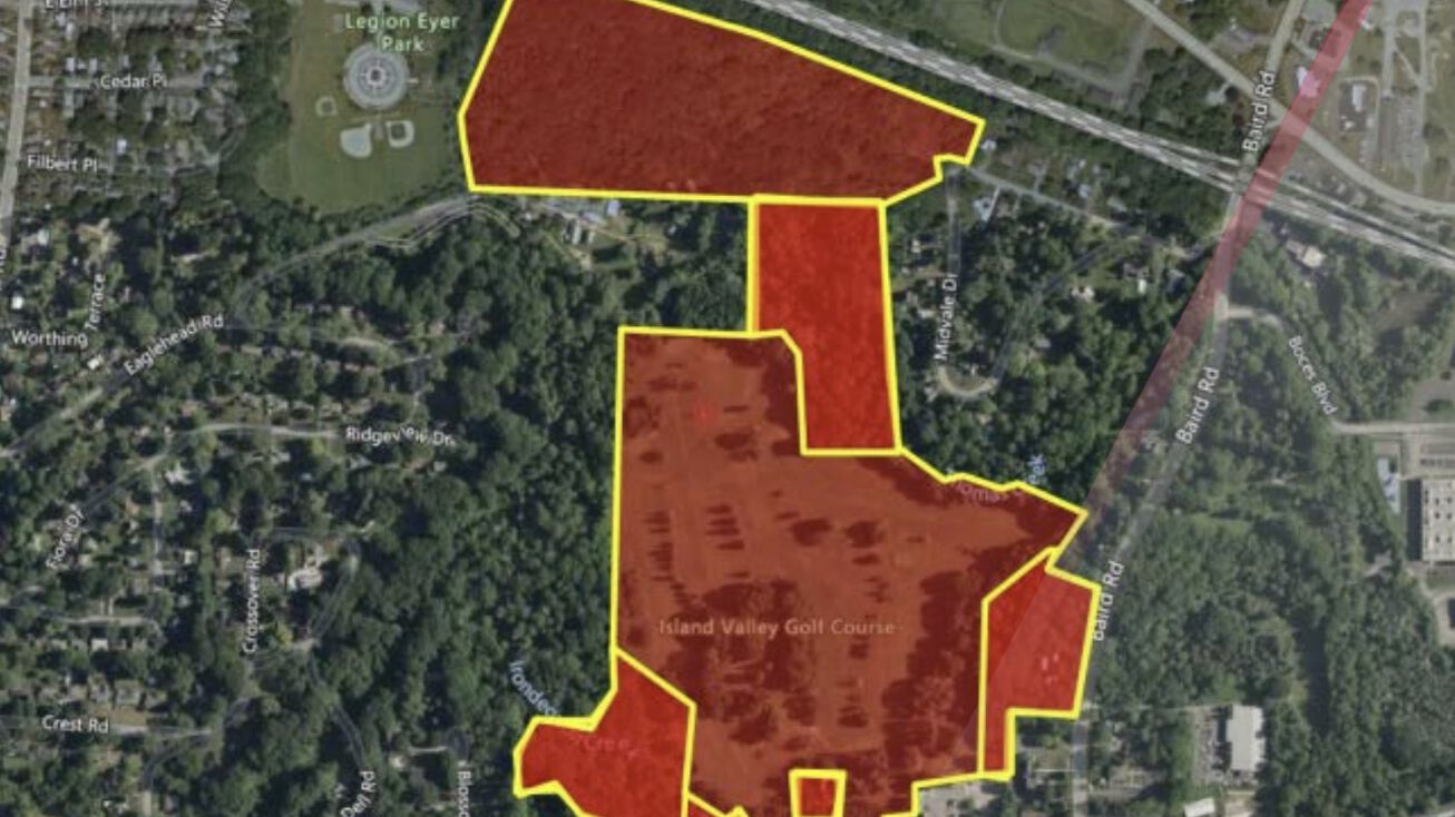 1208 Fairport Rd, Fairport, NY 14450