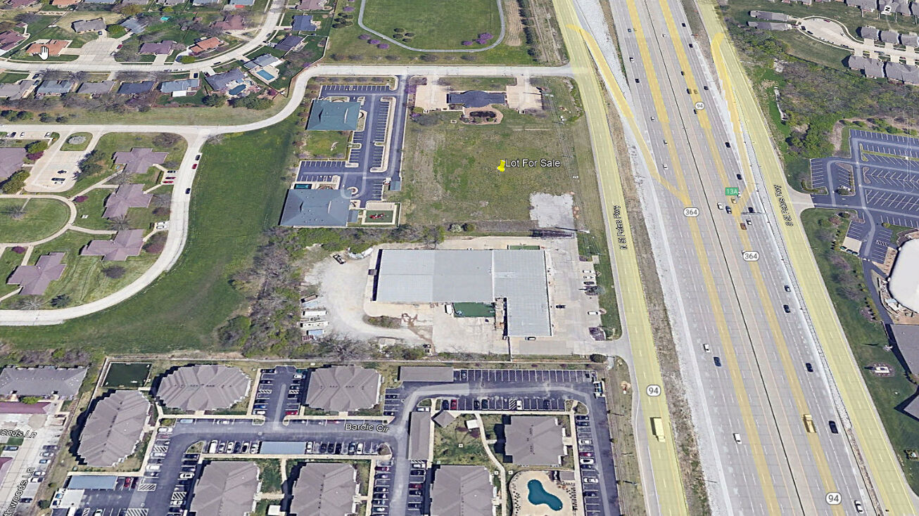 2901 N St Peters Pkwy, St. Peters, MO 63376