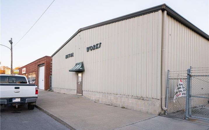 923 S 10th Street, St Joseph, MO 64503 - Industrial Property for Sale ...