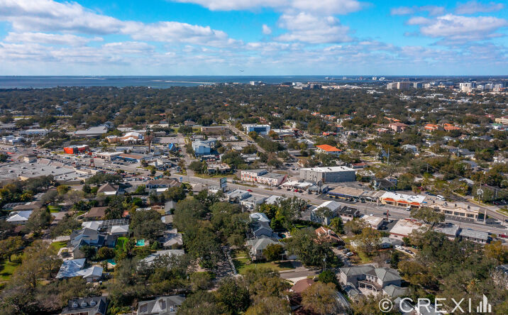 Pictures of Office property located at 3655 Henderson Blvd, Tampa, FL 33609 for comps - image #1
