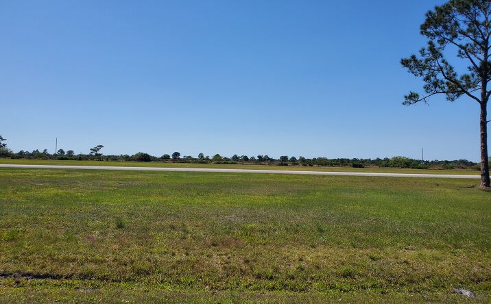 Pictures of Land property located at 667 Seneca Dr NW, Lake Placid, FL 33852 for sales - image #1