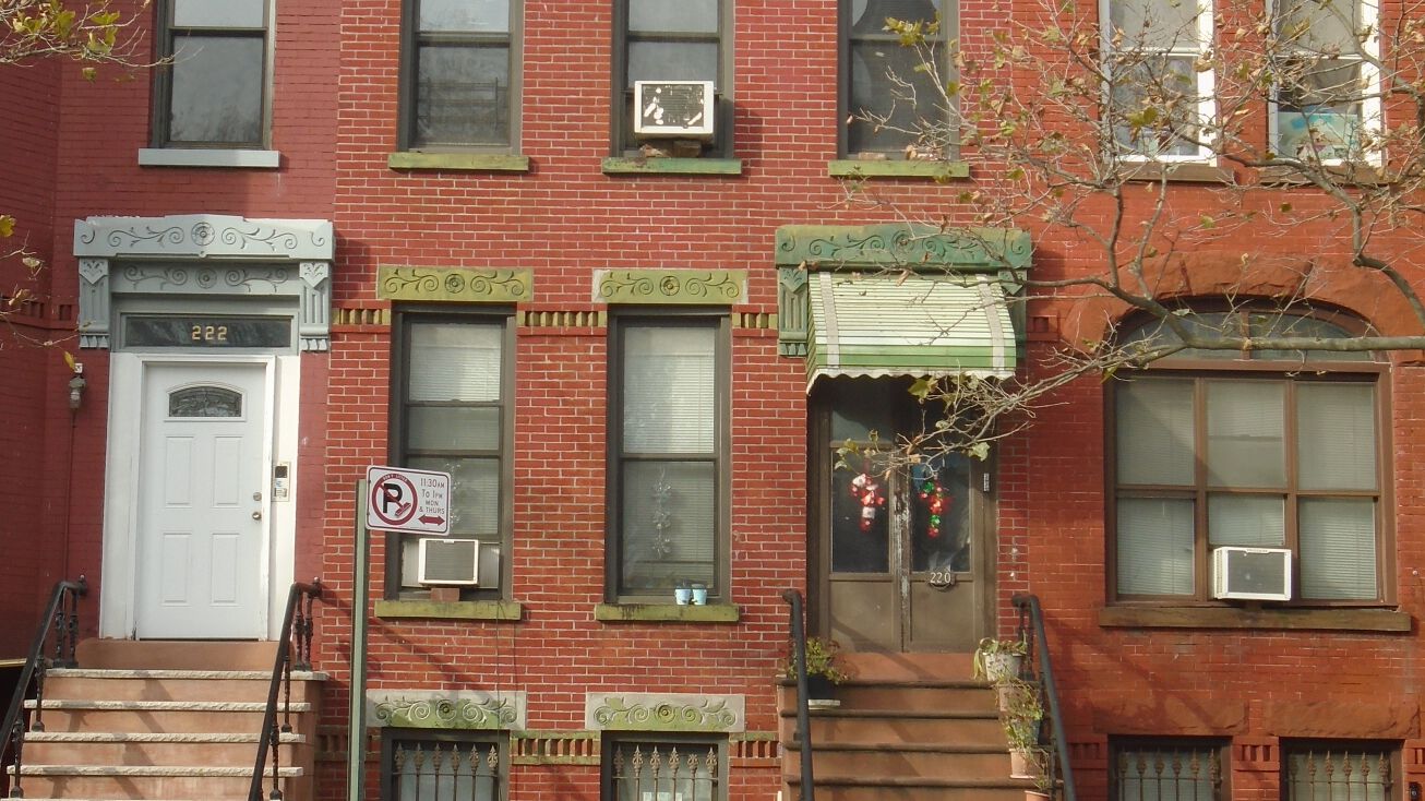 220 Albany Ave, Brooklyn, NY 11213