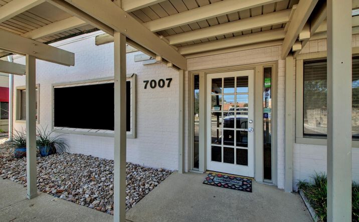 Pictures of Office property located at 7007 Hart Ln, Austin, TX 78731 for sales - image #1