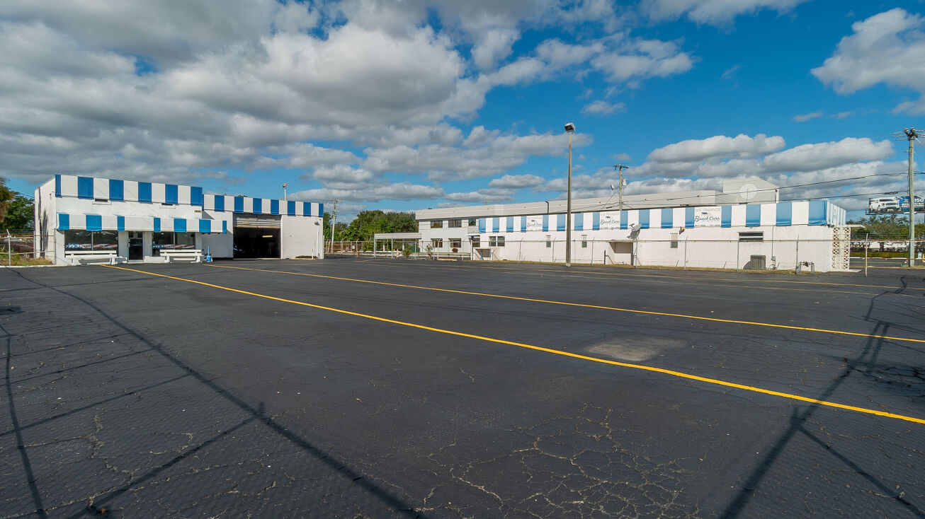 1441 N Military Trail, West Palm Beach, FL 33409 Retail Property for Sale 1441 N Military Trail