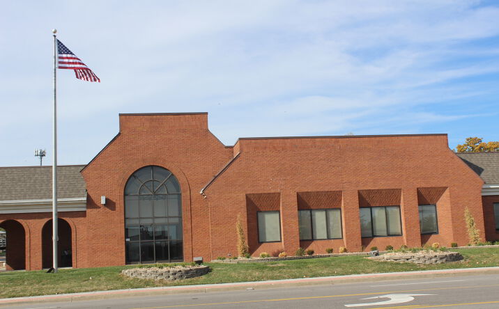 Pictures of Office property located at 311 S Main St, O'Fallon, MO 63366 for sales - image #1
