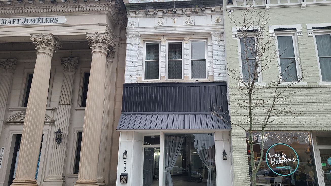 215 Main St, Vincennes, IN 47591