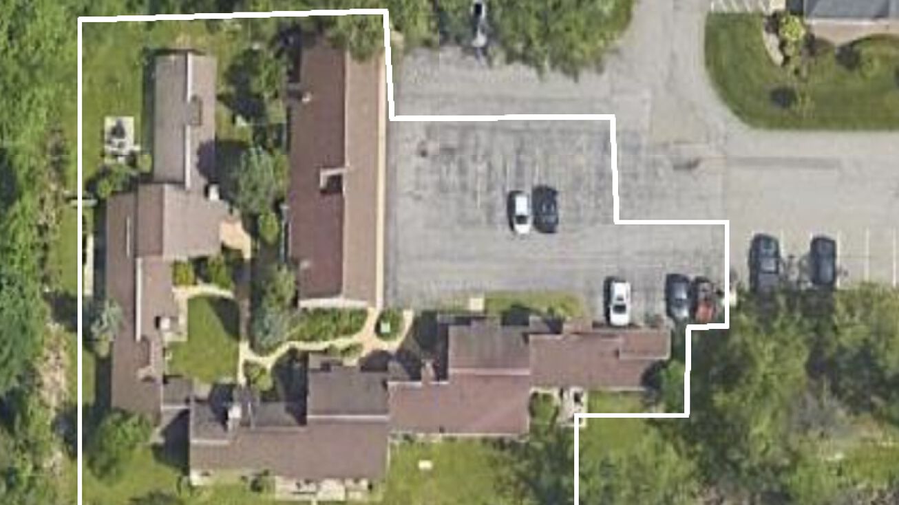 Northwood Dr, Williamsville, NY 14221