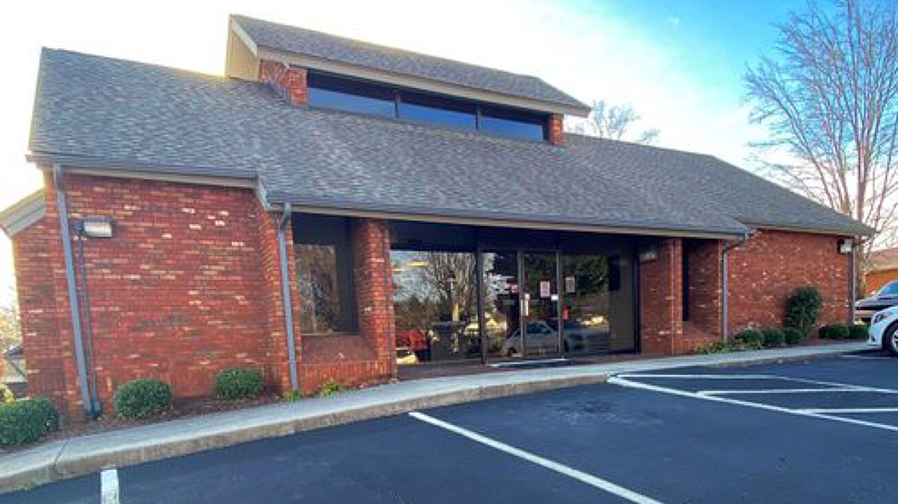 290 Bellamy Ave, Surgoinsville, TN 37873