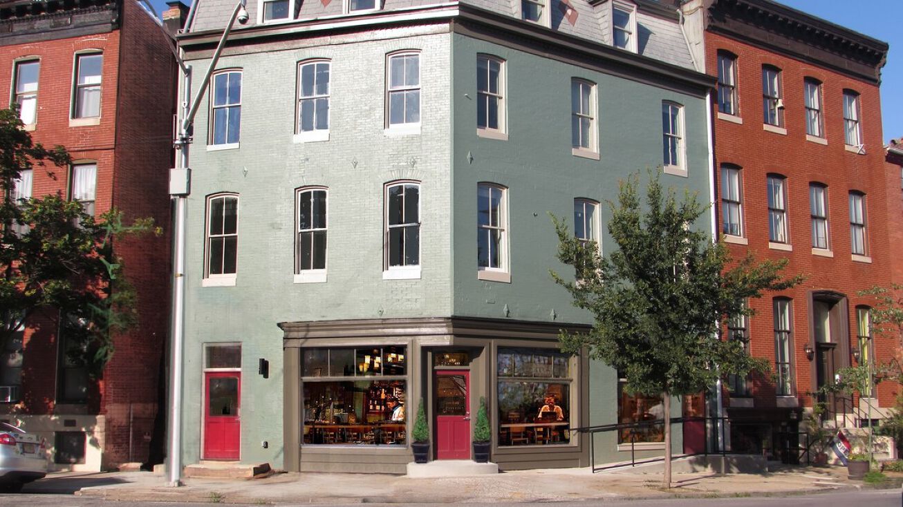 847 Park Ave, Baltimore, MD 21201 Mixed Use Property for Sale 847