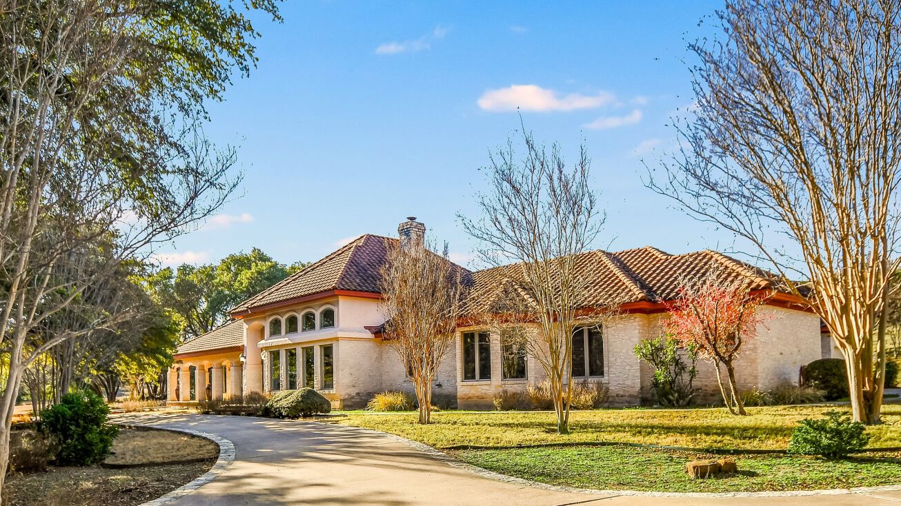 25909 Hamilton Pool Rd, Round Mountain, TX 78663