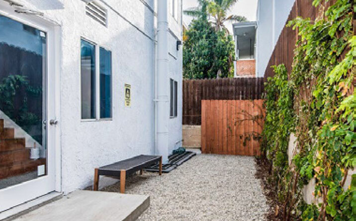 1633 Laurel Ave, Los Angeles, CA 90046 | Crexi.com