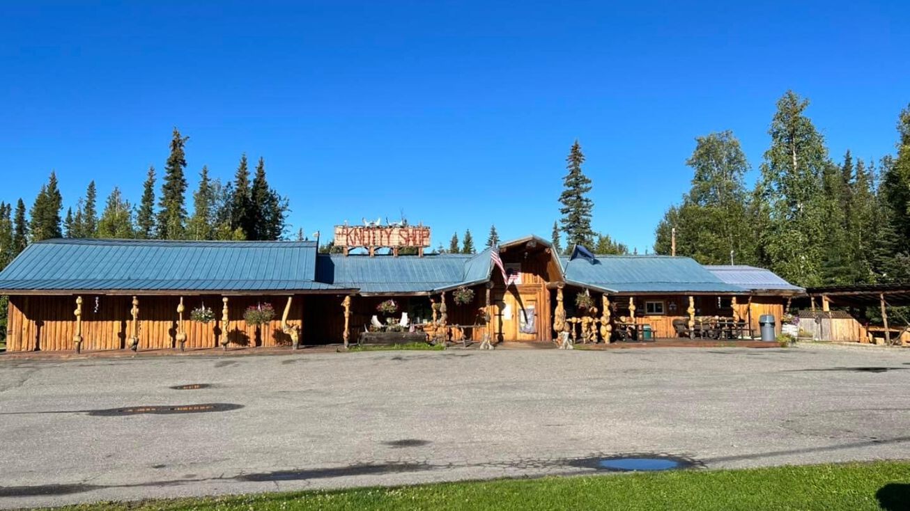 6565 Richardson Hwy, Salcha, AK 99714