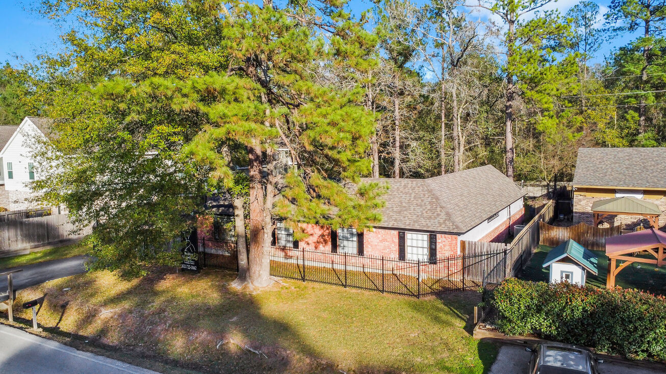 25014 Glen Loch Dr, Spring, TX 77380