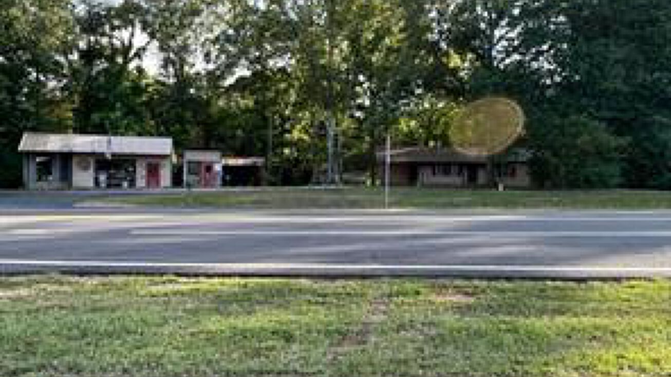 53 Highway 52 W, Dahlonega, GA 30533