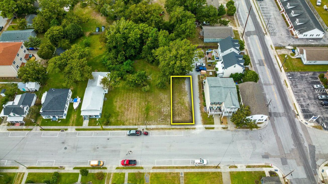 315 Pollock St, Beaufort, NC 28516