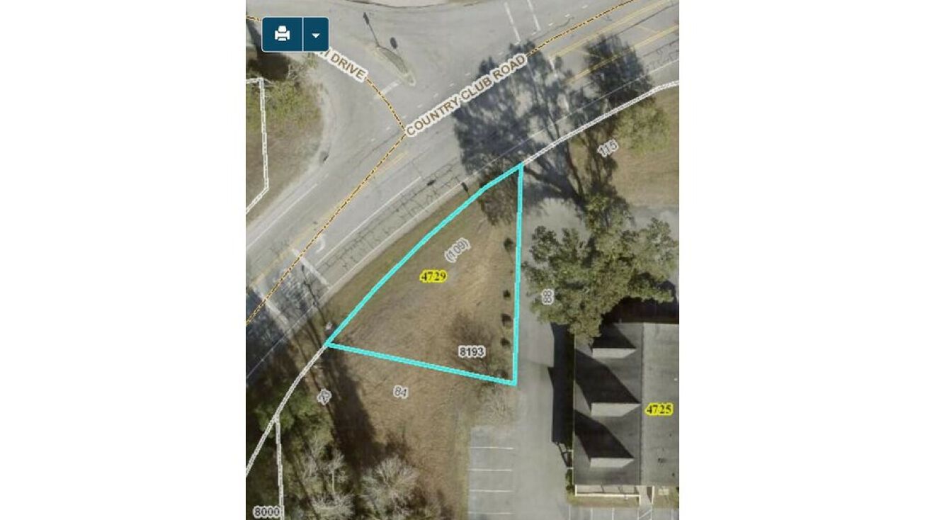 4729 Country Club Rd, Morehead City, NC 28557