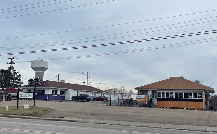Pictures of Mixed Use, Retail property located at 4150 Sunset Blvd, Steubenville, OH 43952 for sales - image #1