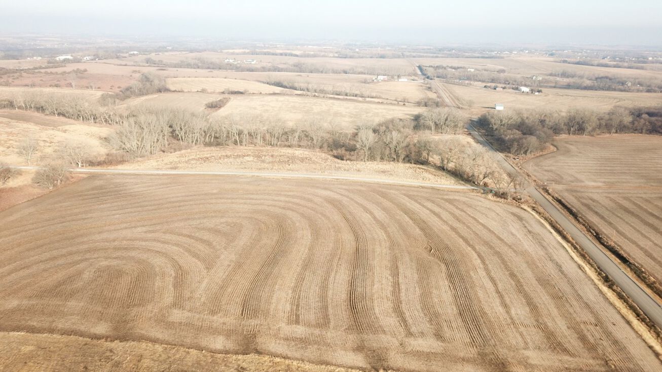 8646 SW 70th St, Denton, NE 68339