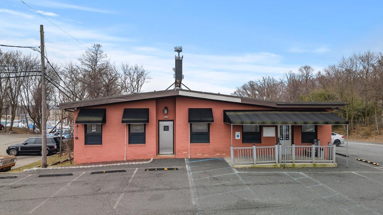 1899 NJ35, South Amboy, NJ 08879